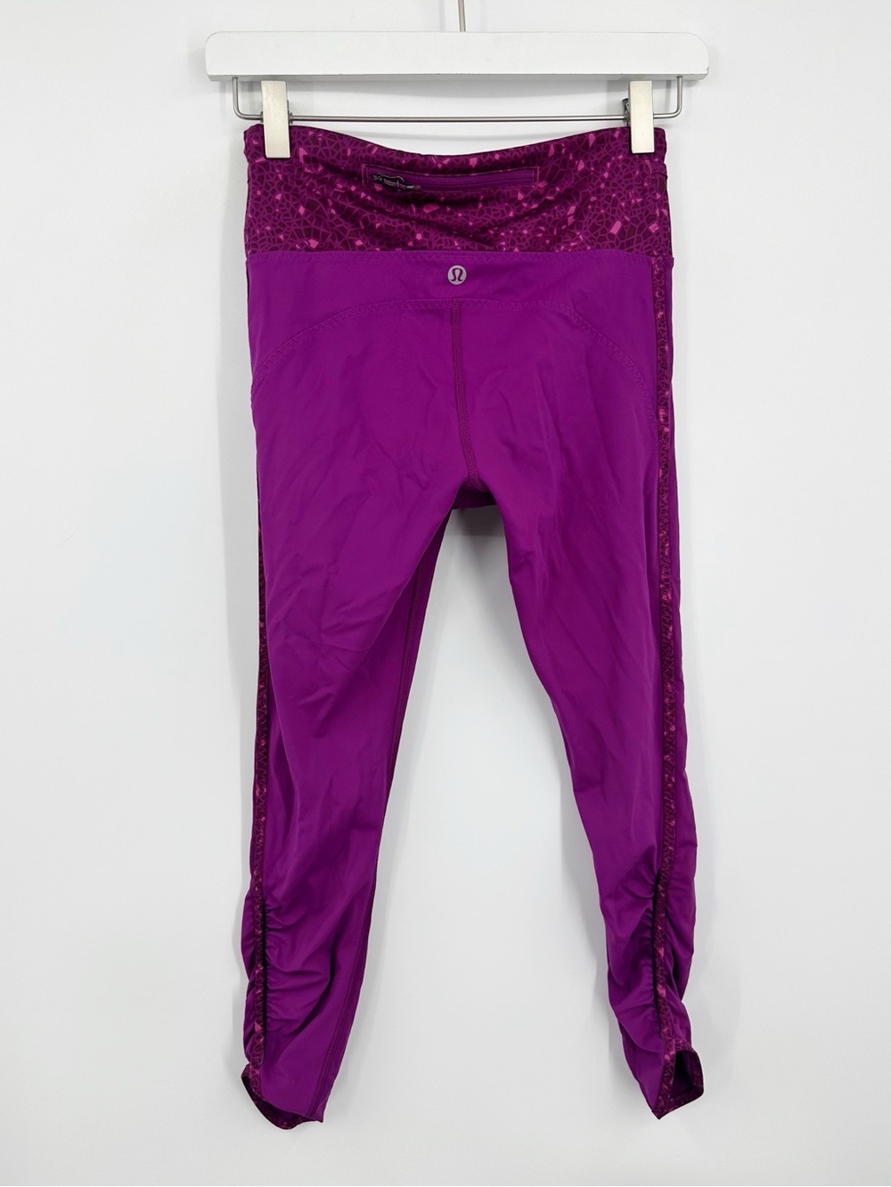 Lululemon Real Quick Purple Cropped Leggings Size 4 Gym Training